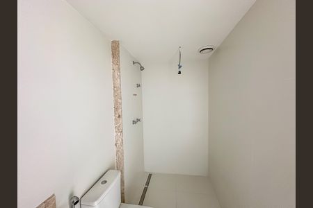Apartamento à venda com 181m², 3 quartos e 1 vagaBanheiro do Quarto 3