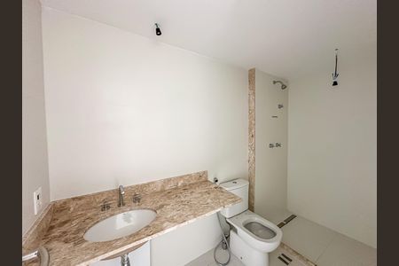 Apartamento à venda com 181m², 3 quartos e 1 vagaBanheiro do Quarto 3