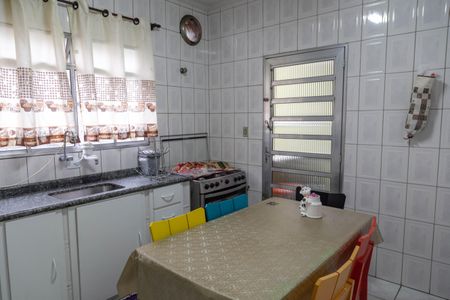 Casa à venda com 125m², 3 quartos e 2 vagasCozinha