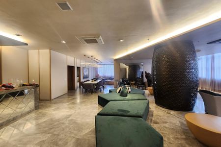 Apartamento à venda com 181m², 3 quartos e 1 vaga Apartamento à venda com 181m², 3 quartos e 1 vagaÁrea comum