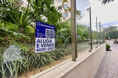 Apartamento à venda com 148m², 3 quartos e 1 vagaPlaquinha