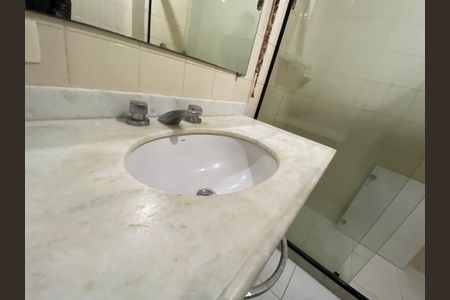 Apartamento à venda com 105m², 3 quartos e 1 vagaBanheiro