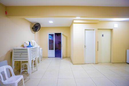 Apartamento à venda com 50m², 2 quartos e 1 vaga Apartamento à venda com 50m², 2 quartos e 1 vagaÁrea comum - Salão de festas