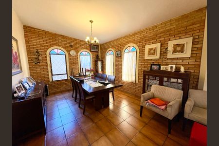 Casa à venda com 180m², 3 quartos e 2 vagasSala de Jantar