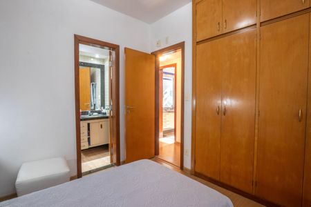 Apartamento à venda com 94m², 3 quartos e 2 vagasSuíte