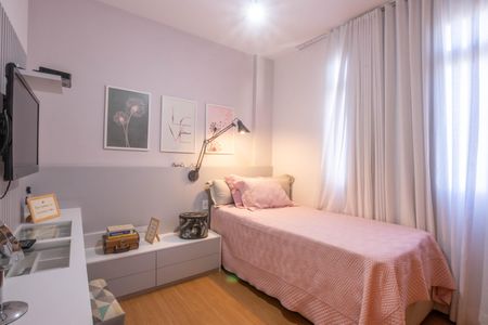 Apartamento à venda com 94m², 3 quartos e 2 vagasQuarto 2