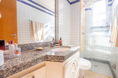 Apartamento à venda com 94m², 3 quartos e 2 vagasBanheiro