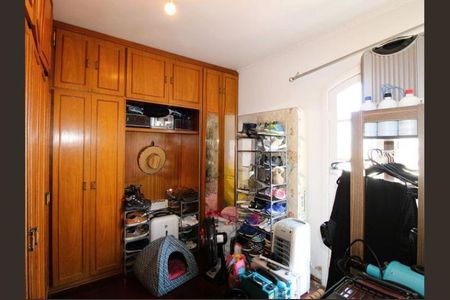 Casa à venda com 318m², 4 quartos e 4 vagasFoto 11