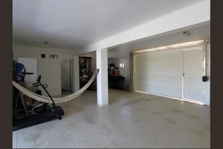 Casa à venda com 318m², 4 quartos e 4 vagasFoto 15