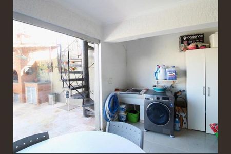 Casa à venda com 318m², 4 quartos e 4 vagasFoto 14