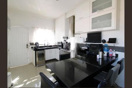 Casa à venda com 318m², 4 quartos e 4 vagasFoto 05