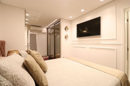 Apartamento à venda com 136m², 3 quartos e 2 vagasSuíte 2