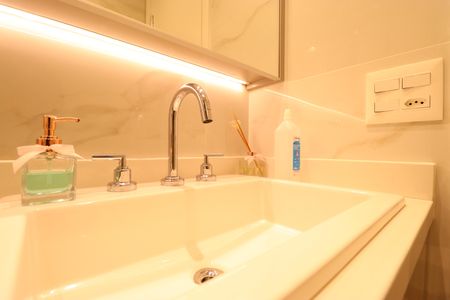 Apartamento à venda com 136m², 3 quartos e 2 vagasBanheiro da Suíte 1