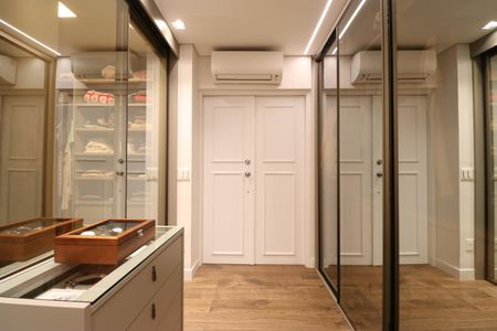 Apartamento à venda com 136m², 3 quartos e 2 vagasCloset da suíte 2