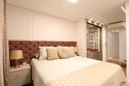 Apartamento à venda com 136m², 3 quartos e 2 vagasSuíte 2