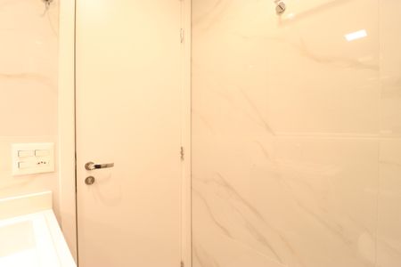 Apartamento à venda com 136m², 3 quartos e 2 vagasBanheiro da Suíte 1