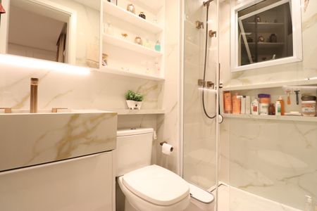 Apartamento à venda com 136m², 3 quartos e 2 vagasBanheiro da Suíte 2