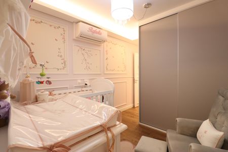 Apartamento à venda com 136m², 3 quartos e 2 vagasSuíte 1