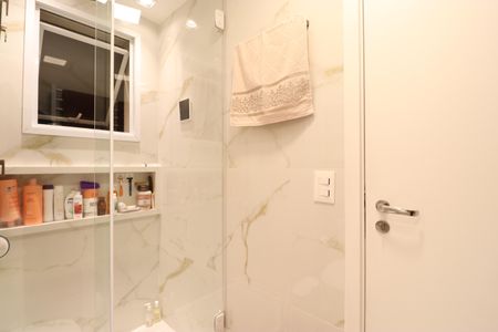 Apartamento à venda com 136m², 3 quartos e 2 vagasBanheiro da Suíte 2