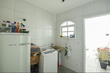 Casa para alugar com 217m², 4 quartos e 4 vagas Casa para alugar com 217m², 4 quartos e 4 vagasÁrea de Serviço