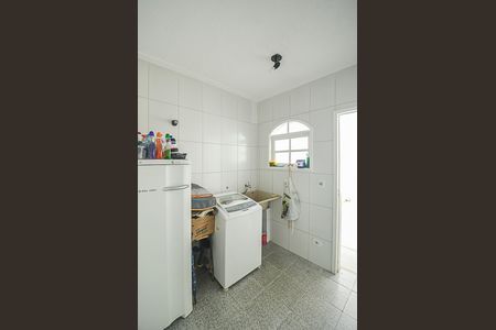 Casa para alugar com 217m², 4 quartos e 4 vagas Casa para alugar com 217m², 4 quartos e 4 vagasÁrea de Serviço