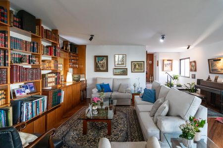 Apartamento à venda com 215m², 3 quartos e 4 vagasSala