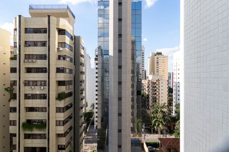 Apartamento à venda com 215m², 3 quartos e 4 vagasSuíte 3