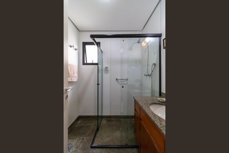 Apartamento à venda com 215m², 3 quartos e 4 vagasBanheiro da Suíte 3