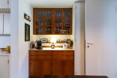 Apartamento à venda com 215m², 3 quartos e 4 vagasCopa