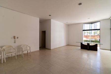 Apartamento à venda com 215m², 3 quartos e 4 vagasÁrea comum - Salão de festas