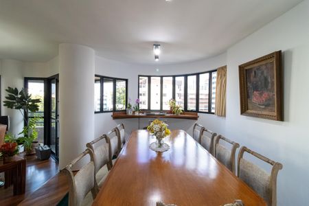 Apartamento à venda com 215m², 3 quartos e 4 vagasSala de Jantar