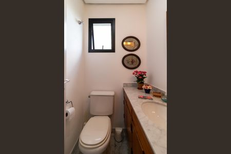 Apartamento à venda com 215m², 3 quartos e 4 vagasLavabo