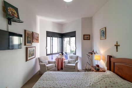 Apartamento à venda com 215m², 3 quartos e 4 vagasSuíte 1