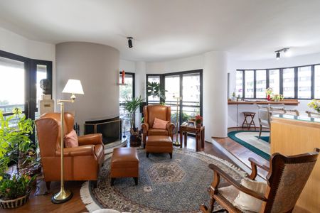 Apartamento à venda com 215m², 3 quartos e 4 vagasSala