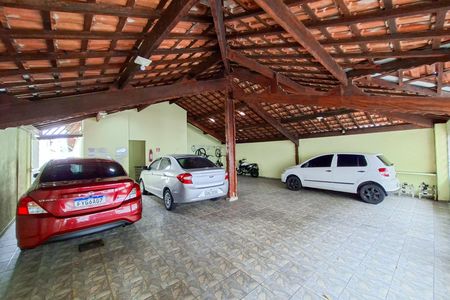 Casa de condomínio para alugar com 33m², 1 quarto e 1 vaga Casa de condomínio para alugar com 33m², 1 quarto e 1 vagaGaragem