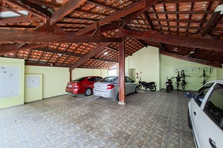 Casa de condomínio para alugar com 33m², 1 quarto e 1 vaga Casa de condomínio para alugar com 33m², 1 quarto e 1 vagaGaragem