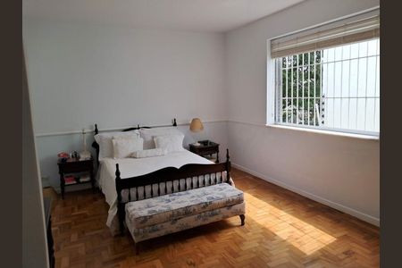 Casa à venda com 4 quartos, 450m² em Planalto Paulista, São Paulo