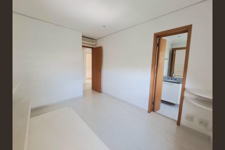 Apartamento à venda com 180m², 3 quartos e 4 vagasSuíte 1