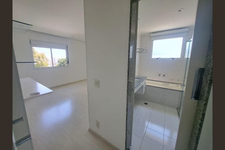 Apartamento à venda com 180m², 3 quartos e 4 vagasSuíte 2