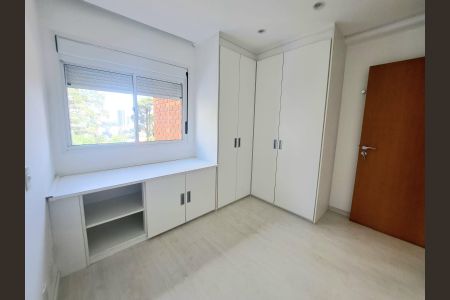 Apartamento à venda com 180m², 3 quartos e 4 vagasQuarto