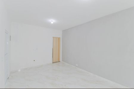 Casa para alugar com 175m², 2 quartos e 4 vagasEdícula