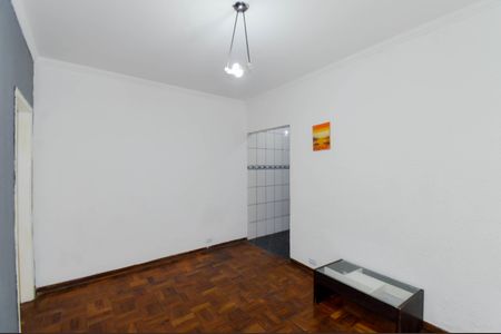 Casa para alugar com 175m², 2 quartos e 4 vagasSala