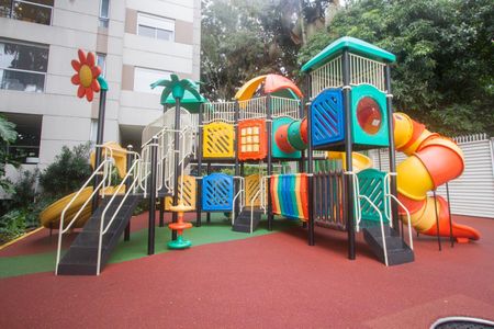 Apartamento à venda com 222m², 4 quartos e 4 vagasÁrea comum