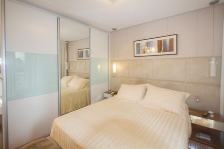 Apartamento à venda com 222m², 4 quartos e 4 vagasSuíte 3