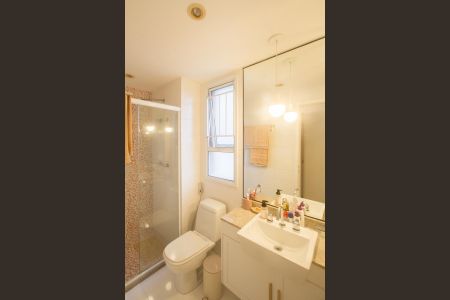 Apartamento à venda com 222m², 4 quartos e 4 vagasSuíte 1 Banheiro