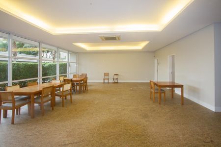 Apartamento à venda com 222m², 4 quartos e 4 vagasÁrea comum