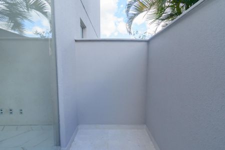 Apartamento à venda com 75m², 2 quartos e 1 vagaÁrea Externa