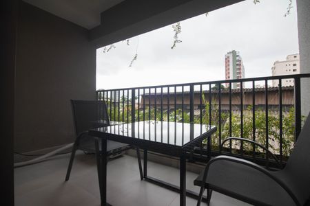 Studio para alugar com 30m², 1 quarto e sem vaga Studio para alugar com 30m², 1 quarto e sem vagaVaranda