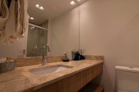 Studio para alugar com 30m², 1 quarto e sem vaga Studio para alugar com 30m², 1 quarto e sem vagaBanheiro