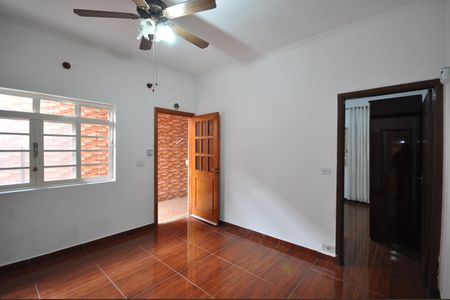 Casa para alugar com 120m², 3 quartos e 2 vagasSala